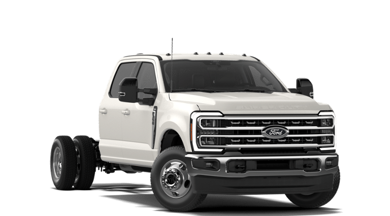2027 Ford Chassis Cab F-350® LARIAT®