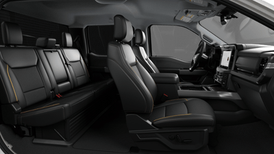 2027 Ford Chassis Cab F-350® LARIAT®