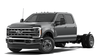 2027 Ford Chassis Cab F-350® LARIAT®