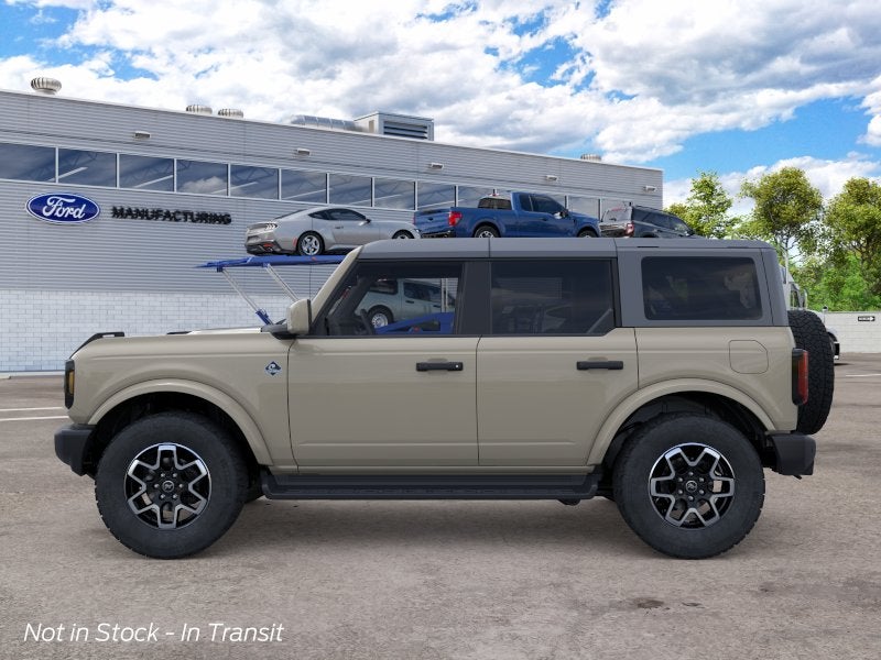 2026 Ford Bronco Outer Banks®
