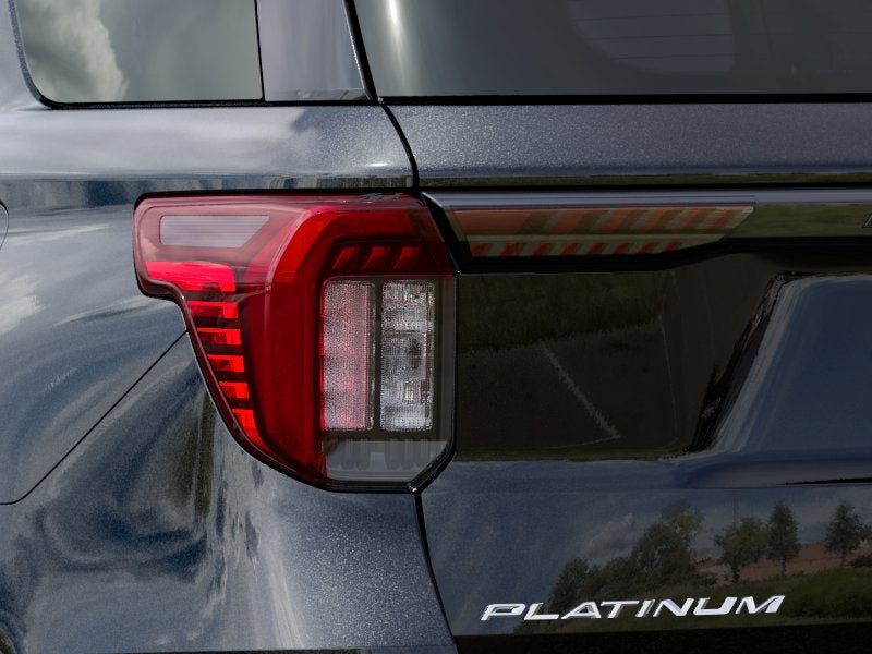 2027 Ford Explorer 4-Door 4DR RWD PLTNM