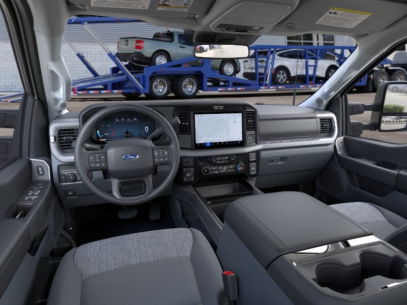 2026 Ford Super Duty F-350® XLT