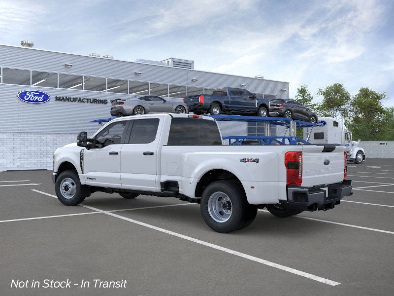2026 Ford Super Duty F-350® XLT