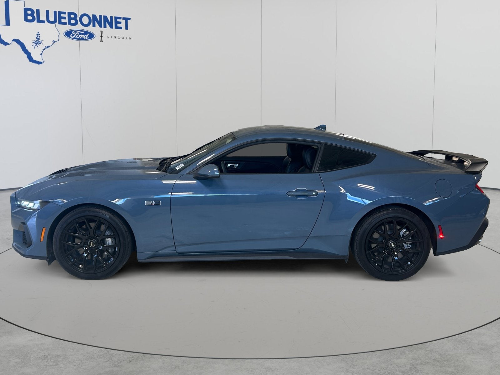 2024 Ford Mustang Premium