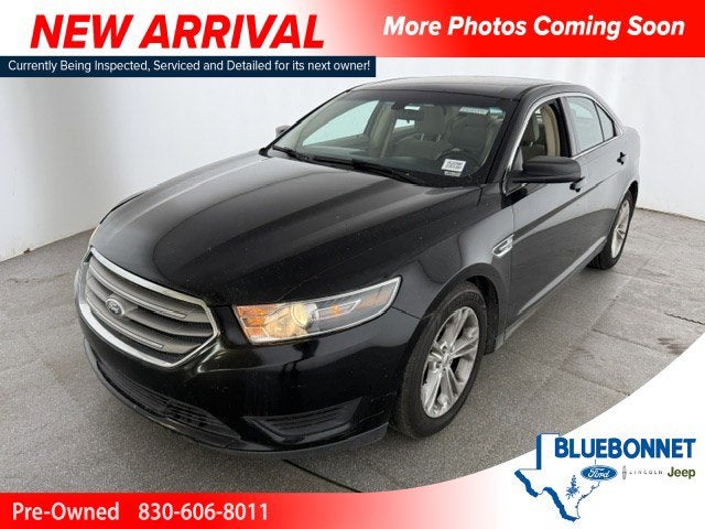 2016 Ford Taurus SE FWD's photo