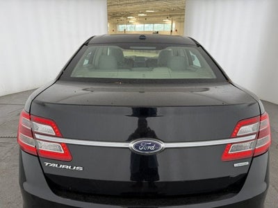 2016 Ford Taurus SE
