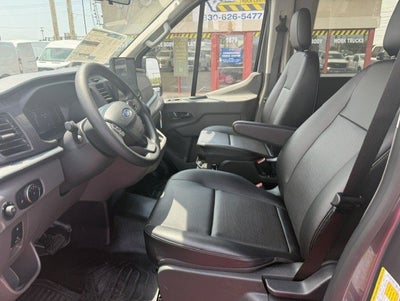 2026 Ford Transit Passenger Wagon XL