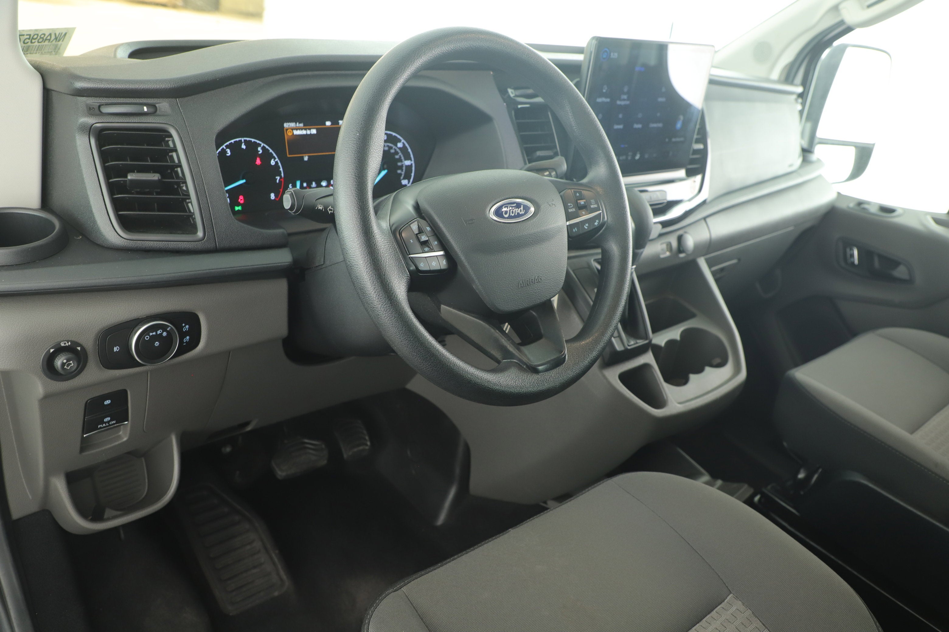 2023 Ford Transit Passenger Wagon XLT