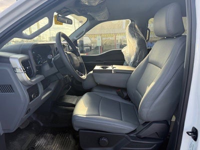 2026 Ford Super Duty F-450 DRW FLATBED XL