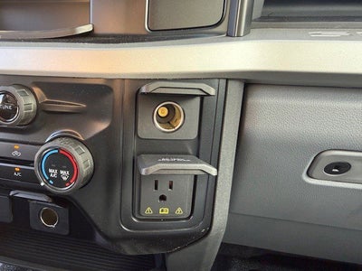 2026 Ford Super Duty F-450 DRW FLATBED XL