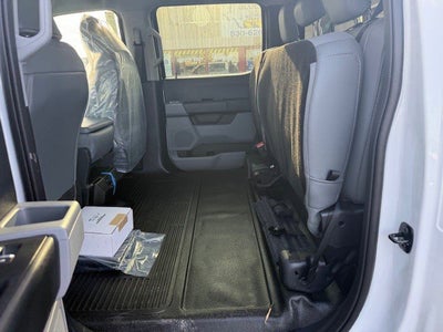 2026 Ford Super Duty F-450 DRW FLATBED XL