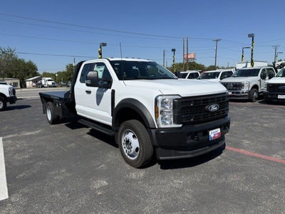 2027 Ford Super Duty F-450 DRW FLATBED XL