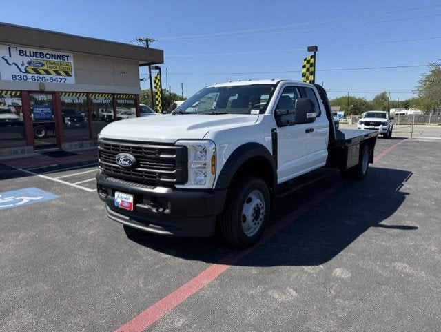 2027 Ford Super Duty F-450 DRW FLATBED XL