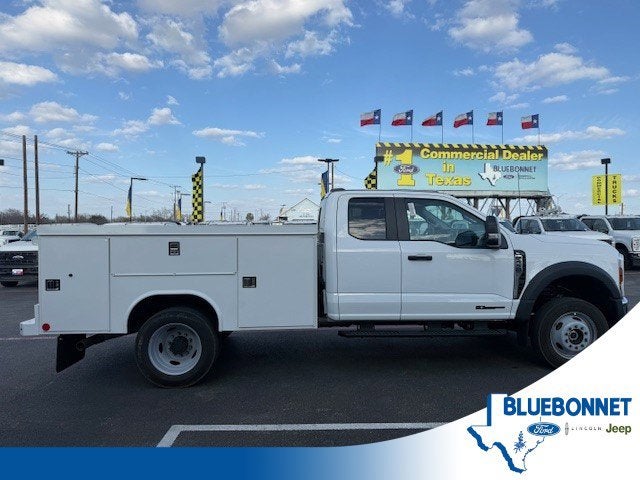 2026 Ford Super Duty F-450 DRW Service Body XL