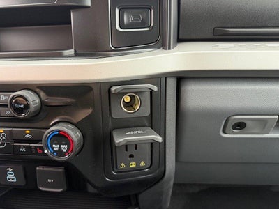 2026 Ford Super Duty F-550 DRW XLT