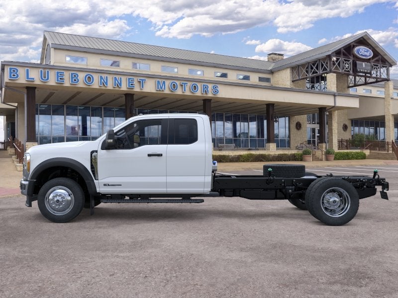 2025 Ford Super Duty F-550 DRW XL