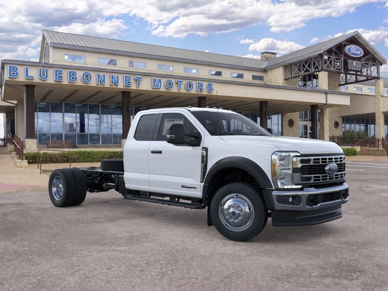 2025 Ford Super Duty F-550 DRW XL
