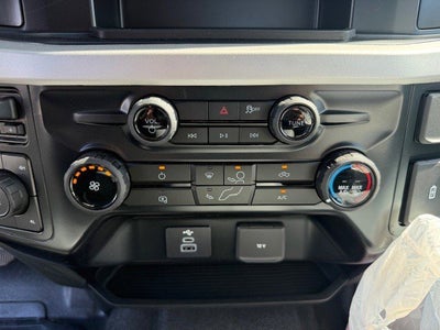 2026 Ford Super Duty F-550 DRW Flatbed XL