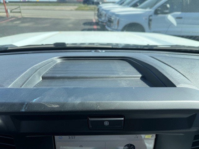 2026 Ford Super Duty F-550 DRW Flatbed XL