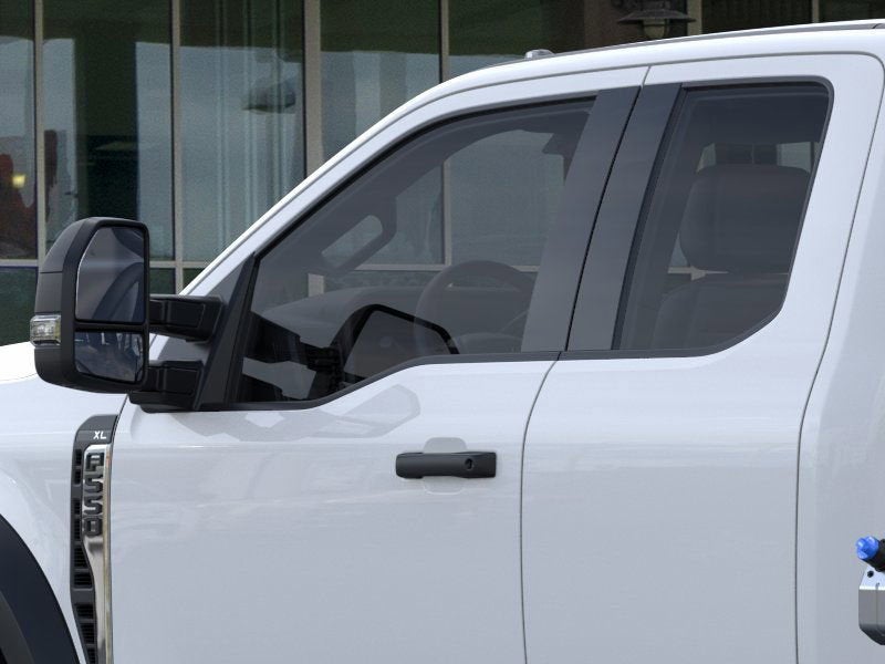 2026 Ford Super Duty F-550 DRW Flatbed XL