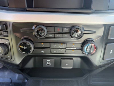 2026 Ford Super Duty F-550 DRW Crane XL