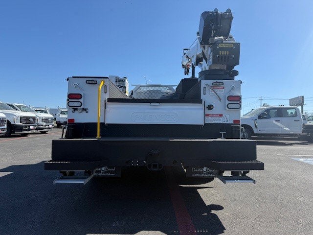 2026 Ford Super Duty F-550 DRW Crane XL