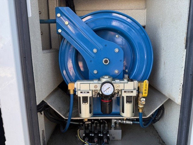 2026 Ford Super Duty F-550 DRW Crane XL