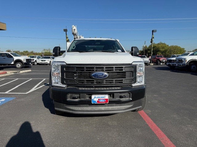 2026 Ford Super Duty F-550 DRW Crane XL
