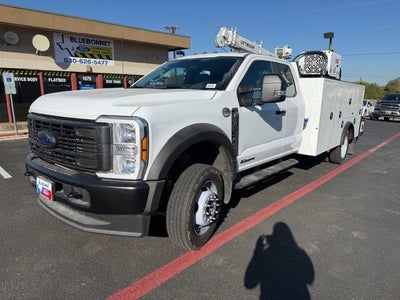 2026 Ford Super Duty F-550 DRW Crane XL