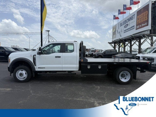 2026 Ford Super Duty F-550 DRW Flatbed XL