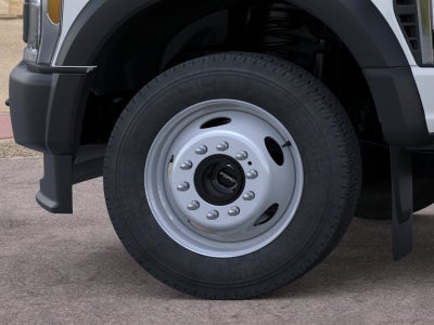 2026 Ford Super Duty F-550 DRW Flatbed XL