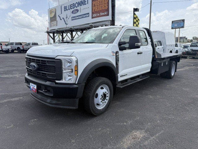 2026 Ford Super Duty F-550 DRW Flatbed XL