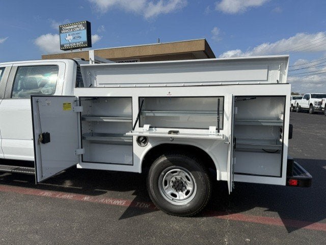 2027 Ford Super Duty F-250 SRW Service Body XL
