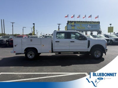 2027 Ford Super Duty F-250 SRW Service Body XL