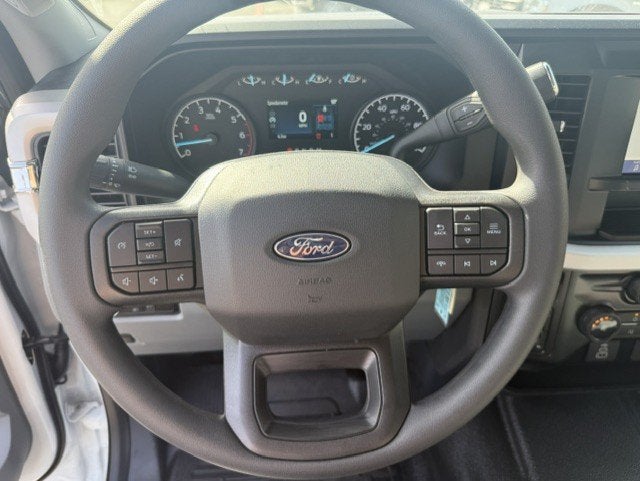 2027 Ford Super Duty F-250 SRW Service Body XL