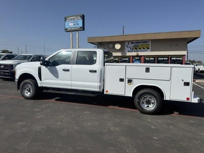 2027 Ford Super Duty F-250 SRW Service Body XL