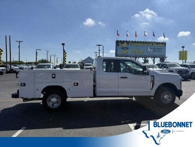 2026 Ford Super Duty F-250 SRW Service Body XL