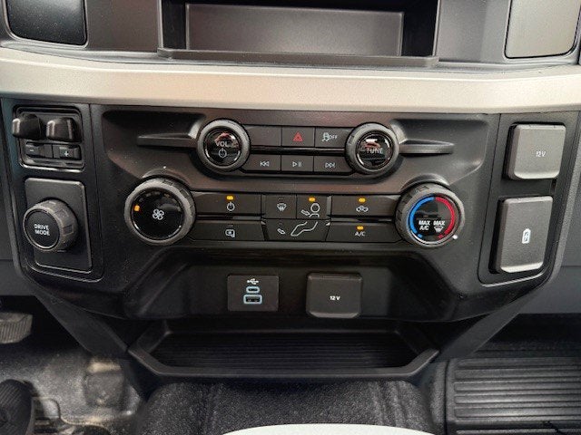 2026 Ford Super Duty F-250 SRW Service Body XL