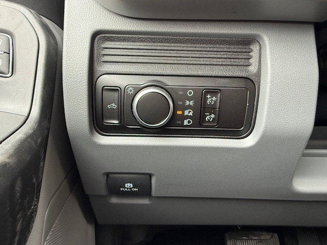 2026 Ford Super Duty F-250 SRW Service Body XL