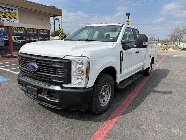 2026 Ford Super Duty F-250 SRW Service Body XL