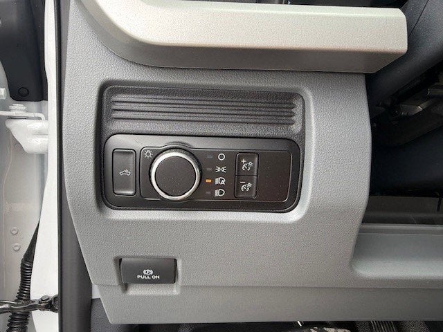 2026 Ford Super Duty F-250 SRW Service Body XL