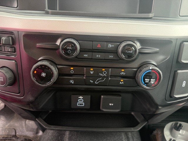 2026 Ford Super Duty F-250 SRW Service Body XL