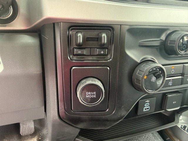 2026 Ford Super Duty F-250 SRW Service Body XL