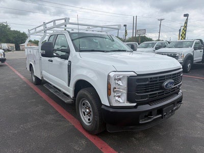 2026 Ford Super Duty F-250 SRW Service Body XL