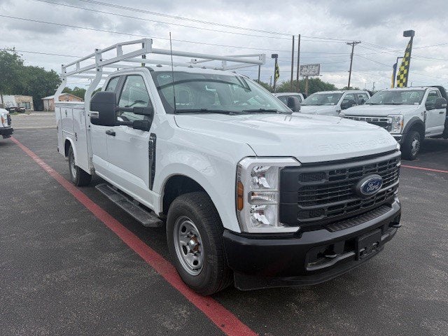 2026 Ford Super Duty F-250 SRW Service Body XL