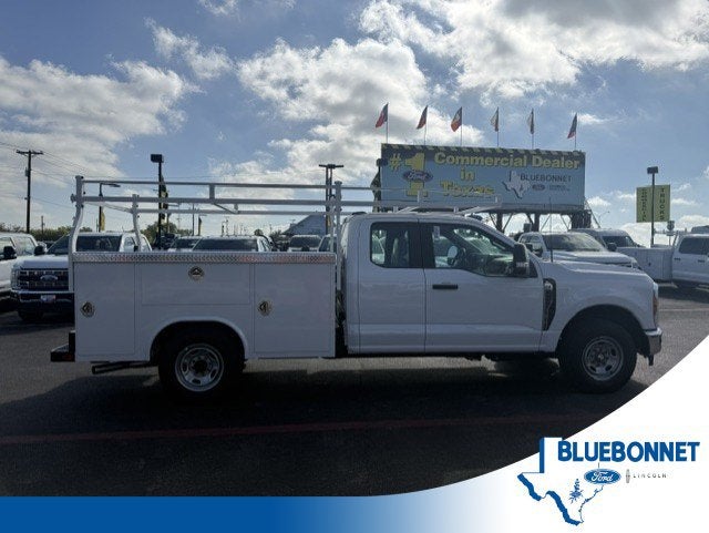 2026 Ford Super Duty F-250 SRW Service Body XL
