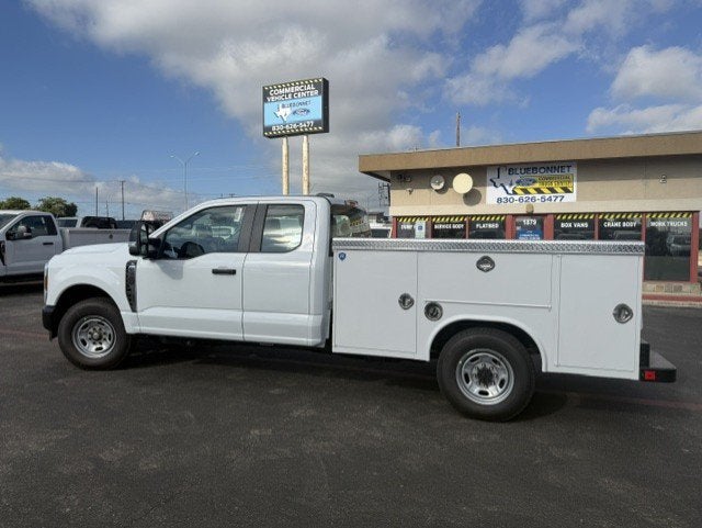 2026 Ford Super Duty F-250 SRW Service Body XL