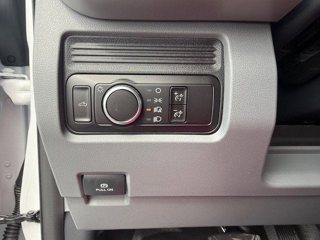 2026 Ford Super Duty F-250 SRW Service Body XL