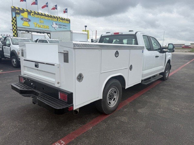 2026 Ford Super Duty F-250 SRW Service Body XL