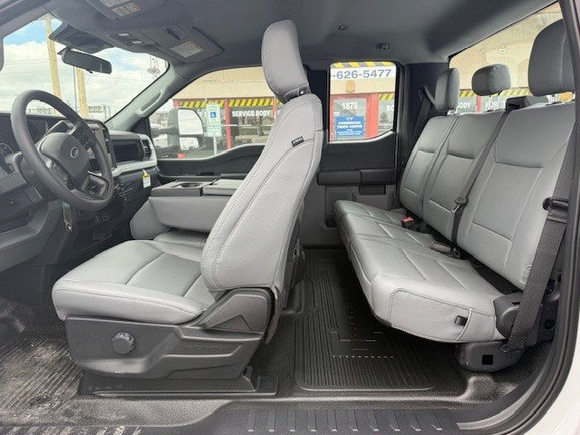 2026 Ford Super Duty F-250 SRW Service Body XL